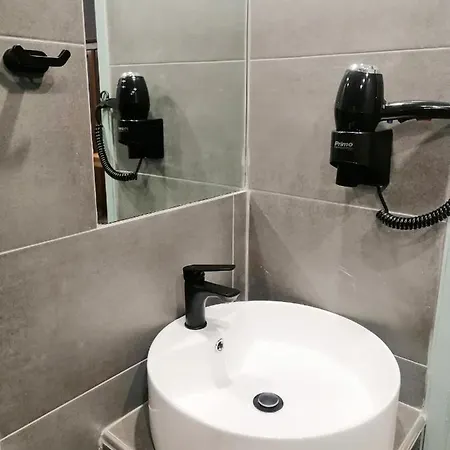 Elsa ホテル スキアトスタウン