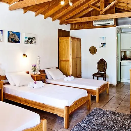 Elsa スキアトスタウン